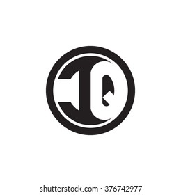 CQ initial letters circle monogram logo