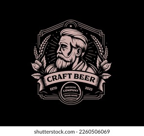 Logo de cerveza de artesanía, ilustración vectorial del viejo hombre, emblema de cervecería en un fondo oscuro. Logotipo Pub retro. Empresa de fabricación de artesanías