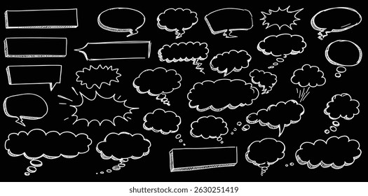 Crayon ou conjunto de bolhas de fala giz - nuvens de bate-papo desenhadas à mão esboço, caixas de diálogo formas ovais, balões de pensamento, elementos de design de comunicação em doodle