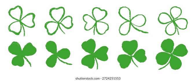 Kleeblätter einzeln auf weißem Hintergrund. Set von grünen Shamrock-Doodles Illustration. Lucky Shamrock