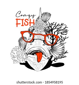 Pescado loco en las gafas rojas con los corales. Tarjeta de humor, composición de camisetas, impresión a mano. Ilustración vectorial.