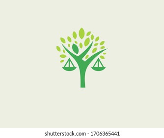 Creativo logotipo de la corona verde abstracto y hombre con escalas para su empresa