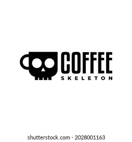 combinación creativa de una taza de café y un cráneo. logo de comida y bebidas con un tema de horror. plantilla de vector de logotipo