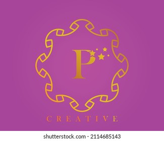Logo de création, alphabet P, lettre 5 étoiles, étiquette, icône, pour l'emballage, la conception de produits de luxe. Fabriqué avec de l'or sur fond violet clair à texture.