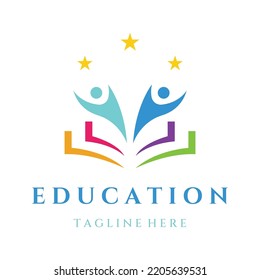 Diseño creativo del logo educativo de los estudiantes con un signo de sombrero, libro, lápiz o pluma. Inspirados por estudiantes graduados. Logo para universidades, academias de educación y escuelas.