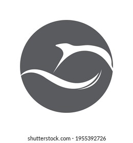creativo concepto de diseño de ilustración del logo de salto delfín.