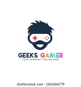 Creative  geek gamer vector logo design template Vector illustration