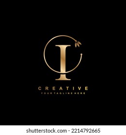Creative gold letter I design with line ornaments and luxurious style flowers. premium logo initial letter I is beautiful. suitable for business logo, company, beauty, fashion, boutique, hotel, etc