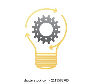 Idea creativa y concepto de innovación. Bombilla de luz con el símbolo del engranaje. 