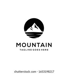Creative Illustration vintage Simple Mountain Logo Design Vector