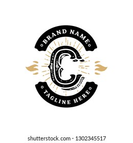 Creative initial letter C retro vintage hipster and grunge vector logo design template Vector illustration
