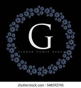 Creative Luxury Letter Logo; Simple and elegant floral design logo; Elegant linear luxury vector logo design