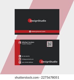 Creative Minimal Business Card Template. 