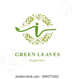 Letra inicial i creativa moderna en cursiva elegante con marco de hojas de círculo para la moda ecológica, cosmética de belleza, maquillaje, jabón, servicio de consultoría ambiental Diseño de vectores con logotipo empresarial