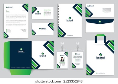 Diseño de Vector de papelería profesional moderno creativo