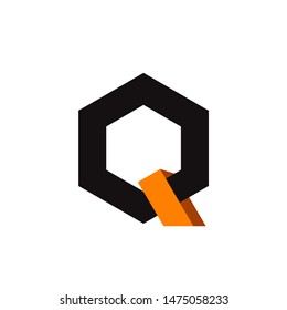 creative Q Letter logo design vector graphic concept