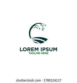 Plantilla de diseño de logotipo de ecología verde de granja de árboles creativos.