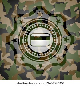 credit card icon on camo pattern