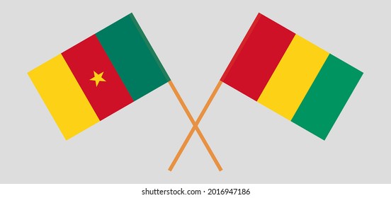 Banderas cruzadas de Camerún y Guinea. Colores oficiales. Proporción correcta