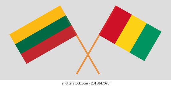 Banderas cruzadas de Guinea y Lituania. Colores oficiales. Proporción correcta