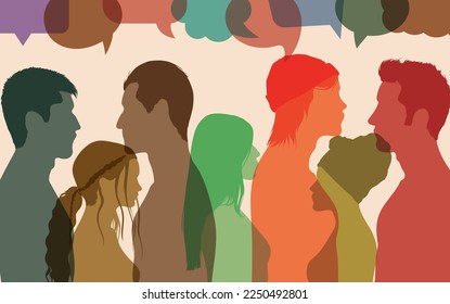 La multitud se comunica y las redes sociales. Burbuja de voz
