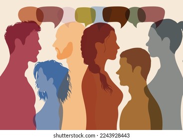 La multitud habla, el concepto se comunica. Una burbuja de la comunicación y una red social. Varias personas hablando en un perfil de grupo.