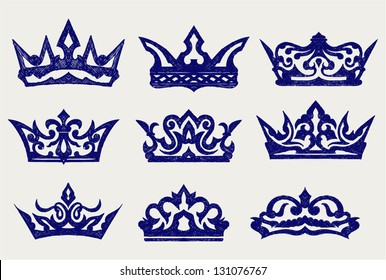 Crown collection. Doodle style