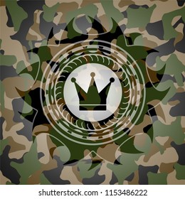 crown icon on camo texture