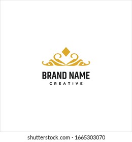 Crown logo Icon template design in Vector illustration 