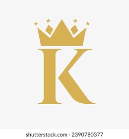 Logo de la corona en la letra K con el icono de la estrella. Plantilla de símbolo de la corona