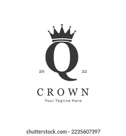 Crown Logo On Letter Q Template. Crown Logo On Q Letter, Initial Crown Sign Concept Template