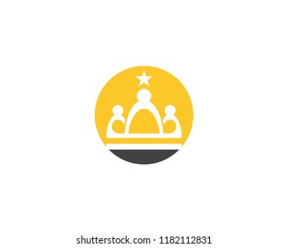 Crown Logo Template vector illustration
