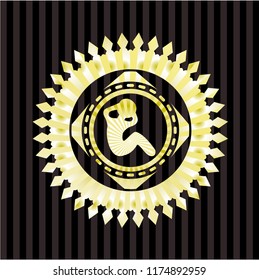 crunch icon inside gold emblem