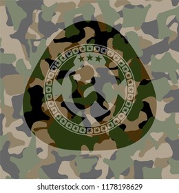 crunch icon on camo texture
