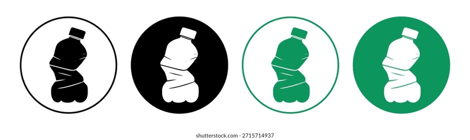 Iconos de botella de plástico triturado en estilo plano y contorno. Conjunto de símbolos de reciclaje y residuos. Aislado sobre fondo transparente.