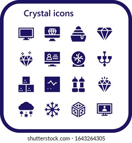 Kristallsymbol-Set. 16 gefüllte Kristallsymbole.  Einfache, moderne Symbole wie: Monitor, Diamant, gefroren, Kristallkugel, Kronleuchter, Zuckerwürfel, Salz, Schnee, Schneeflocken,