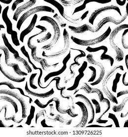 Curly waves hand drawn seamless pattern. Ink brush grunge vector texture. Black wavy lines on white background. Paint brushstrokes freehand drawing. Abstract wrapping paper, textile monochrome design.