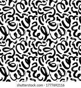 Curly waves hand drawn seamless pattern. Ink brush grunge vector texture. Black wavy lines on white background. Paint brushstrokes freehand drawing. Abstract wrapping paper, textile monochrome design.