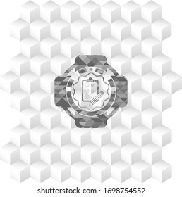 icono de retroalimentación del cliente dentro de un emblema gris realista con fondo blanco de cubo geométrico