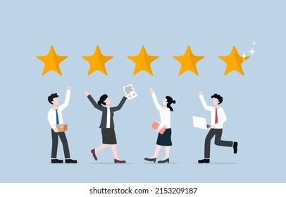 Comentarios de los clientes con mayor satisfacción por recibir productos de alta calidad o mejor servicio, concepto de equipo de marketing exitoso. Colegas celebrando con 5 estrellas.