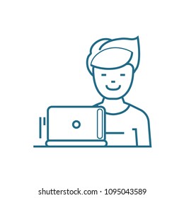 Customer loyalty linear icon concept. Customer loyalty line vector sign, symbol, illustration.