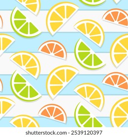 Schnitte von Zitrone, Orange und Limette auf weiß-blauem, gestreiftem Hintergrund. Nahtloses Vektormuster. Das Beste für Textilien, Tapeten, Papier, Verpackung und Ihr Design.