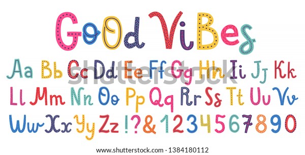 かわいいアルファベットのフォント 大文字と小文字の落書き文字 数字 記号 ベクター手描きのタイポグラフィ 子どもっぽい書体 のベクター画像素材 ロイヤリティフリー