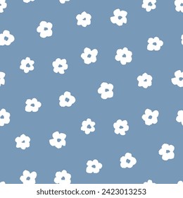 Un adorno lindo para bebés con flores blancas. Patrón floral sobre el fondo azul para las niñas lindas. Textura infantil suave de primavera con corazones. Papel de pared sin fisuras de vivero. Impresión más breve.