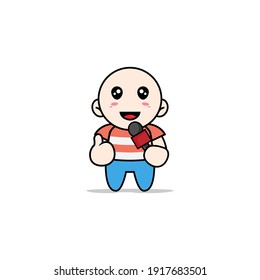 Junge Figur, die ein Mikrofon hält. Mascot Design-Konzept