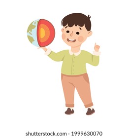 Un niño pequeño con una lección de geografía, una estructura de la Tierra para el aprendizaje de estudiantes de primaria, una ilustración de un vector de dibujos animados para la educación infantil