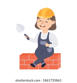 Cute Builder Building Brick Wall House, Little Girl in Hard Hat und Blue Overalls mit Bauwerkzeugen Cartoon Style Vektorgrafik