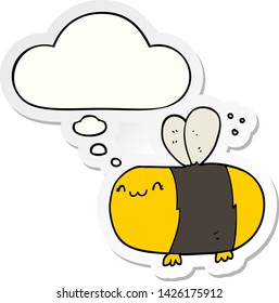 linda abeja de dibujos animados con burbuja de pensamiento como pegatina impresa