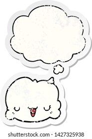 nube de dibujos animados adorable con burbuja de pensamientos como pegatina gastada angustiada