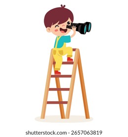 Nettes Cartoon-Kind mit Fernglas